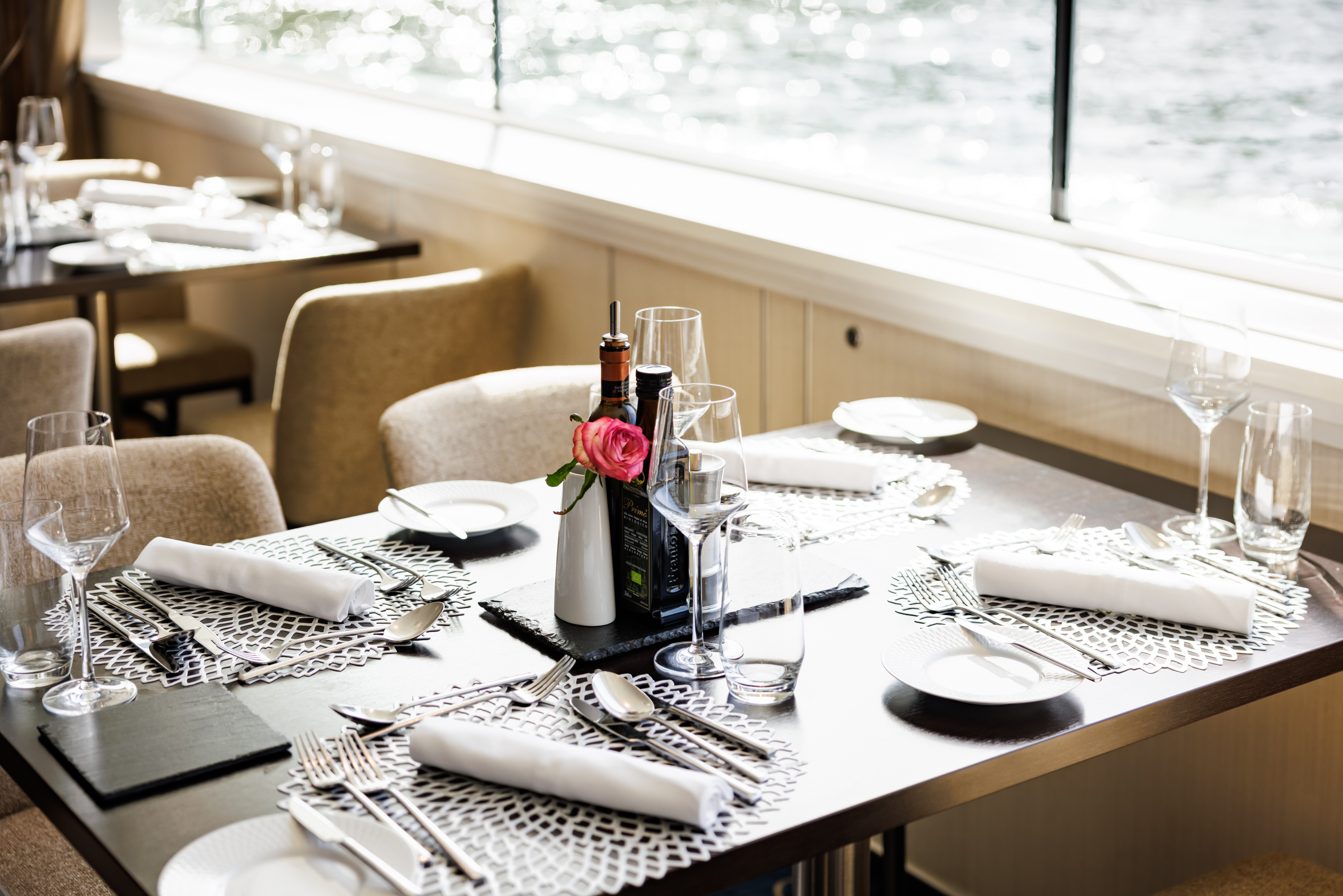 Avalon Waterways Avalon Tapestry Ii Dining Room 1 ©Bence Fejes